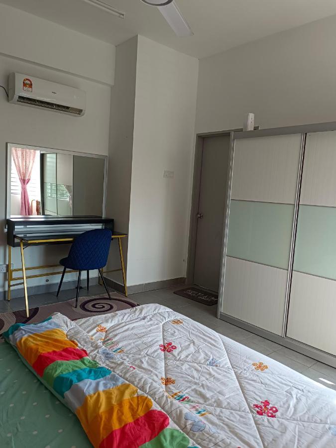 Dg Homestaymuslim Putrajaya - Near Alamanda Екстериор снимка